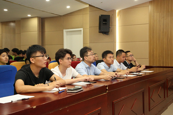 “家校同心，攜手共進(jìn)”2019年上半年階段結(jié)課答辯分享會(huì)圓滿結(jié)束