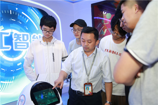 2019年智能行業(yè)的前景好么？