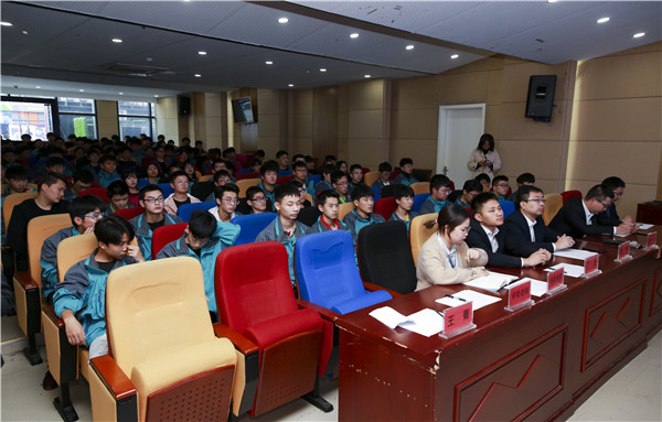 2019秋季新生階段課程結(jié)課答辯分享會(huì)圓滿落幕！