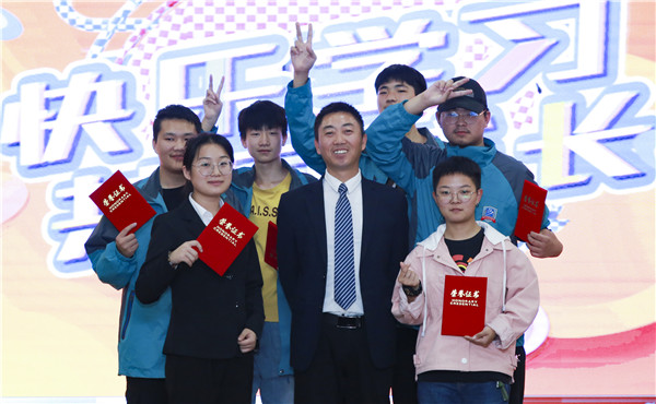 2019秋季新生階段課程結(jié)課答辯分享會(huì)圓滿落幕！