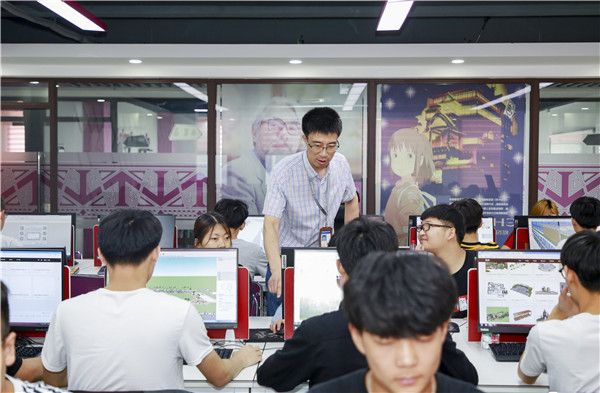 初中畢業(yè)學(xué)電商好么？就業(yè)怎么樣？
