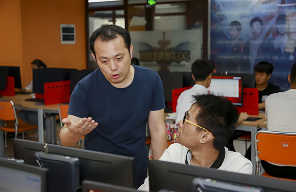 如何看待電商<a href=http://njxh.cn target=_blank class=infotextkey>專業(yè)</a>的發(fā)展前景？