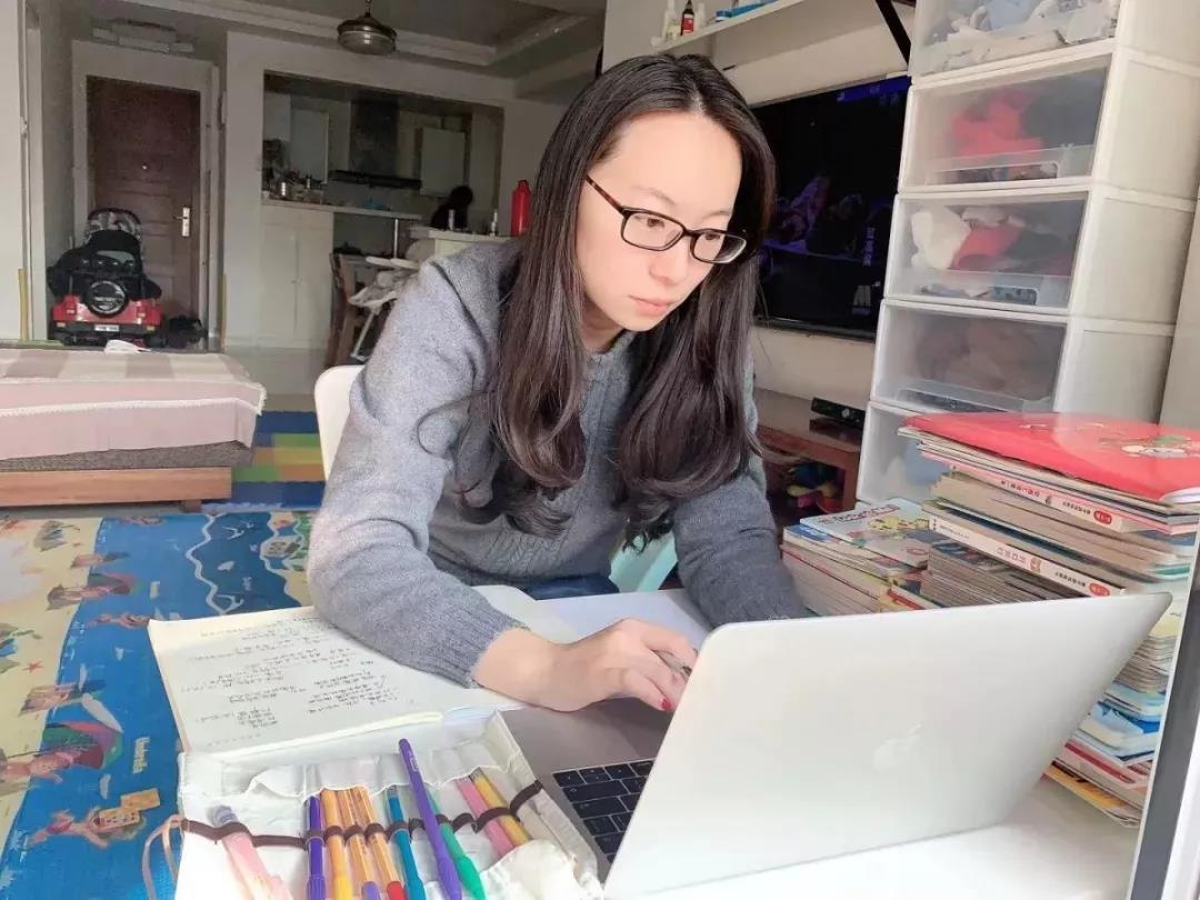休假不休課，停課不停學，足不出戶在線學技術！