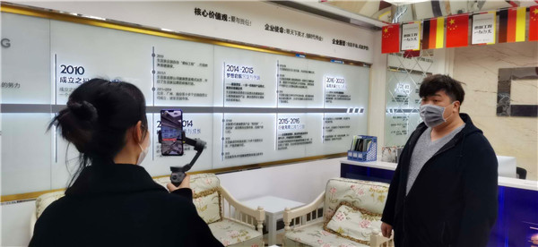 就業(yè)保障丨畢業(yè)學子線上參觀合作企業(yè)，促進校企合作三方共贏！