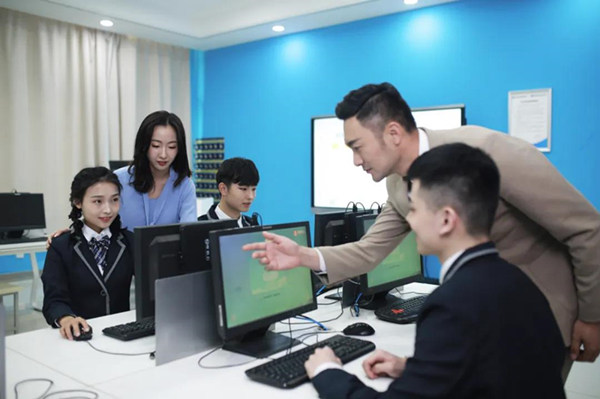 如果初<a href=http://njxh.cn target=_blank class=infotextkey>高中</a>畢業(yè)考不上怎么辦，別放棄，你還有這條路上可走