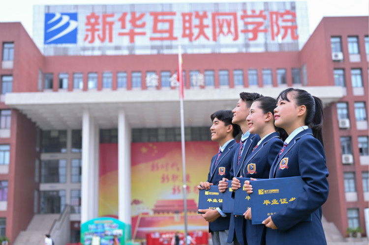 職業(yè)教育托舉新希望，如何選擇一所好學(xué)校？