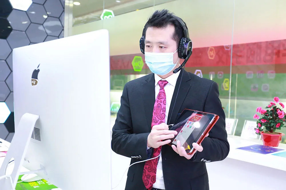 人人出彩 技能強(qiáng)國，新華邀你體驗(yàn)工匠精神