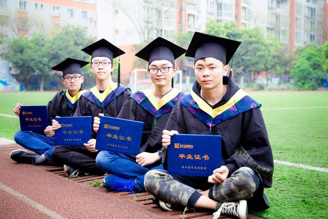 新華互聯(lián)網科技校企合作多方聯(lián)動，共建人才生態(tài)圈！