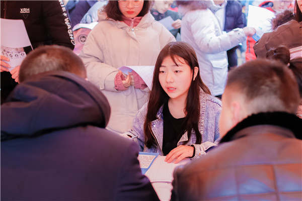 南京新華2021年人才交流會(huì)即將盛大啟幕，誠邀各界精英人士參加，敬請(qǐng)期待......