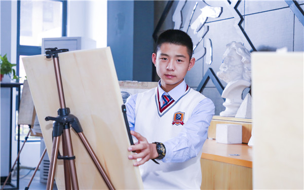現(xiàn)在男生學(xué)什么技術(shù)好？