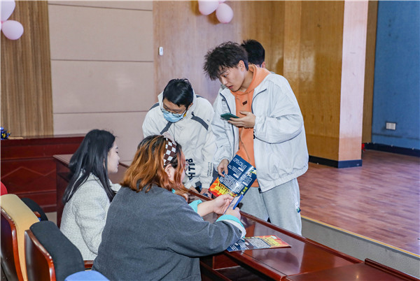 就業(yè)保障丨企業(yè)進(jìn)校園，助力南新學(xué)子就業(yè)