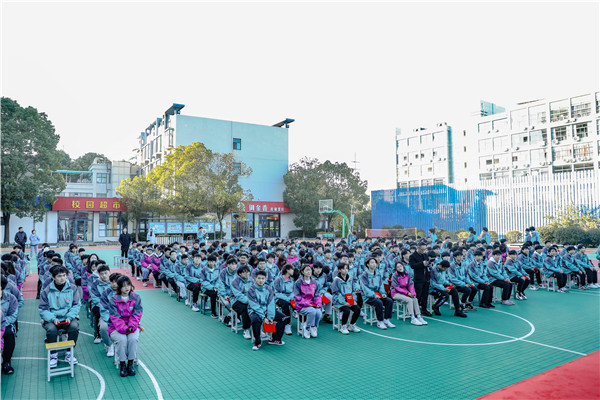 知行合一，榜樣力量 —南京新華2021年度學生工作總結暨表彰大會圓滿落幕！