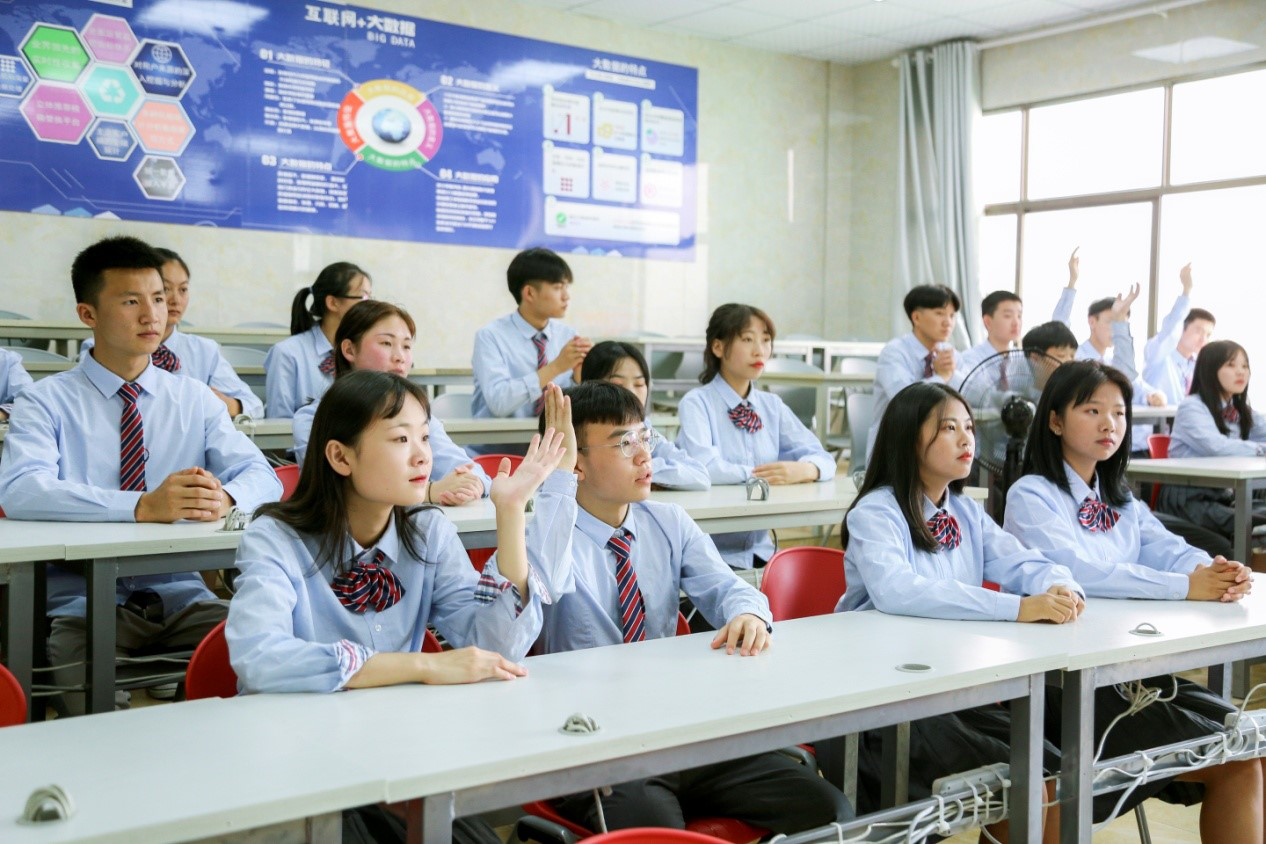 2022年中考確定，取消“普職分流”后，成績不好的學(xué)生如何選擇？